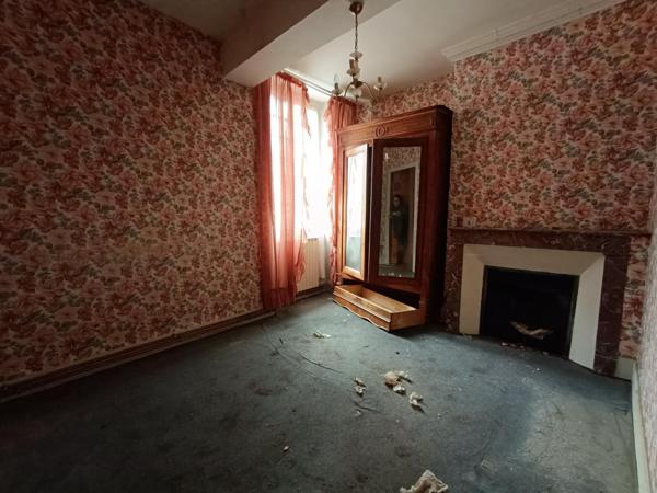 Maison de Bourg au coeur d'un village à restaurer