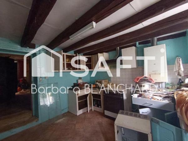 Maison de Bourg au coeur d'un village à restaurer