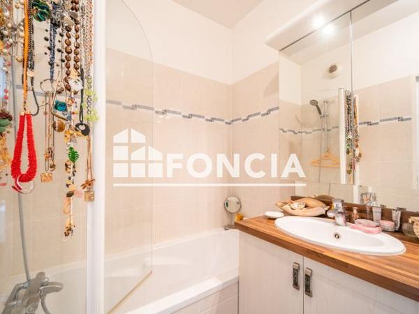 À vendre Appartement 3 pièces 71.32 m² - Le Plessis-robinson 92350