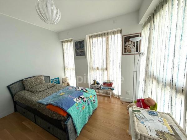 RUEIL MALMAISON 6 PIECES DUPLEX - 134,52M2 CARREZ - DERNIER ÉTAGE - 4 CHAMBRES - TERRASSE PANORAMIQUE