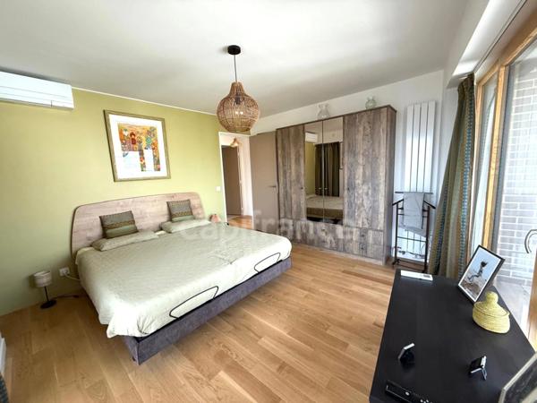 RUEIL MALMAISON 6 PIECES DUPLEX - 134,52M2 CARREZ - DERNIER ÉTAGE - 4 CHAMBRES - TERRASSE PANORAMIQUE