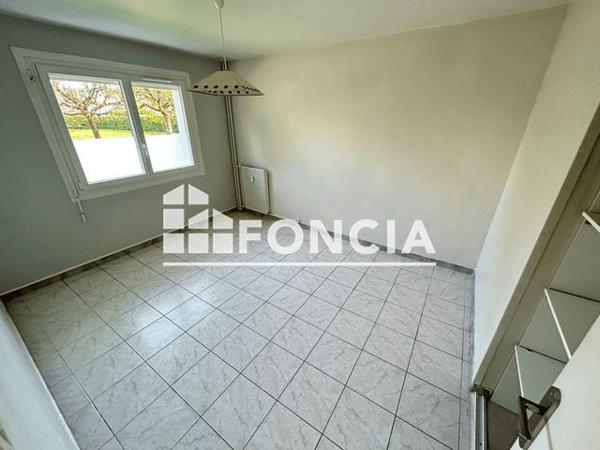 Location Appartement 4 pièces 69.71 m² - 2 RUE RAOUL PONTET Roman Sur Isere 26100