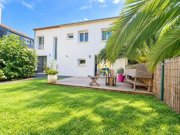 Maison à vendre 575 850 € Auray 6 p 120 m² DPE C