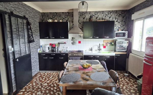 Maison à vendre    3 pièces •  Pouancé