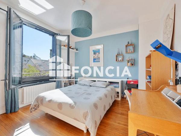 À vendre Maison 5 pièces 160 m² - Le Plessis-robinson 92350