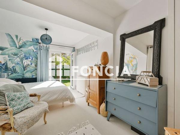 À vendre Maison 5 pièces 160 m² - Le Plessis-robinson 92350