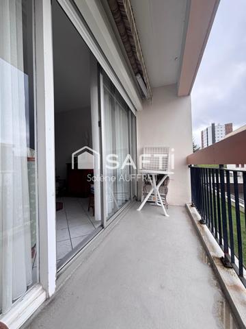 T2 dans un cadre de verdure