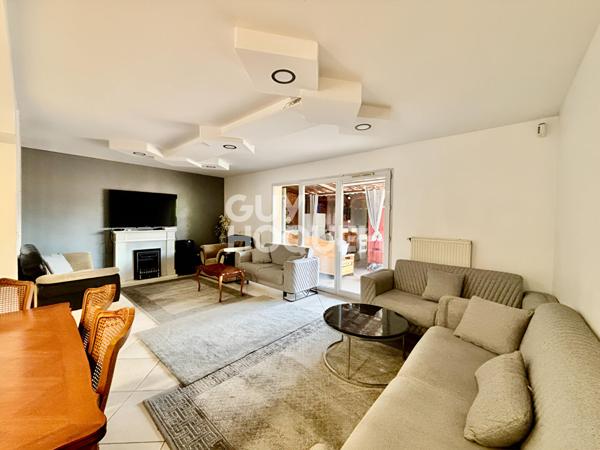 Maison à vendre à Vaulx-en-Velin - Référence 6495