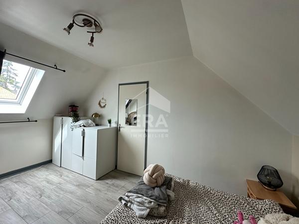 CHATEAUROUX - Quartier PMC - Immeuble avec trois appartements - Jardin clos