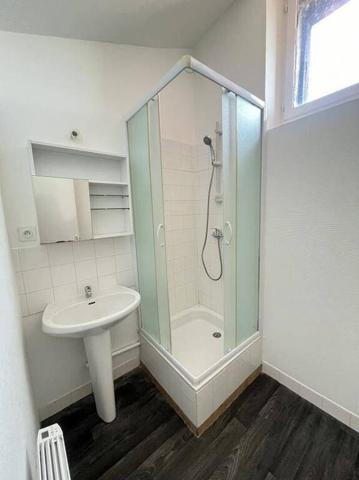 F3 DERNIER ETAGE - 16 RUE DE LA BOUTERIE ST SYMPHORIEN/COISE