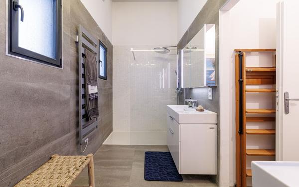 Maison à vendre    4 pièces •  Tourrette-Levens