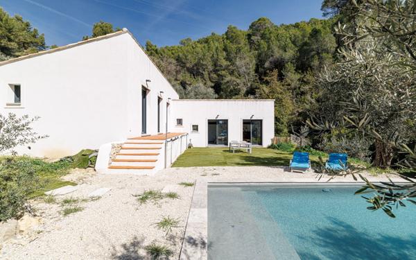 Maison à vendre    4 pièces •  Tourrette-Levens