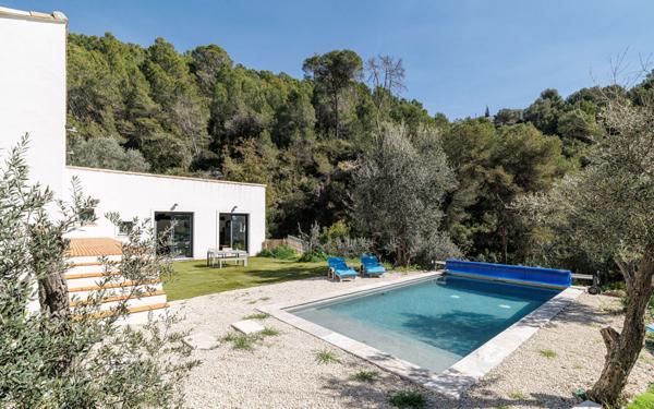 Maison à vendre    4 pièces •  Tourrette-Levens