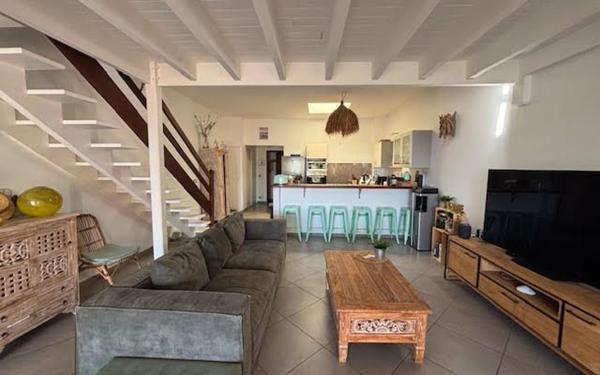 Maison à louer    4 pièces •  Sainte-Anne