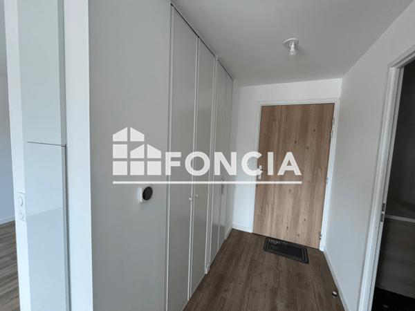 Location Appartement 2 pièces 42.46 m² - ZAC GARE LGV ILOT 4 Laval 53000