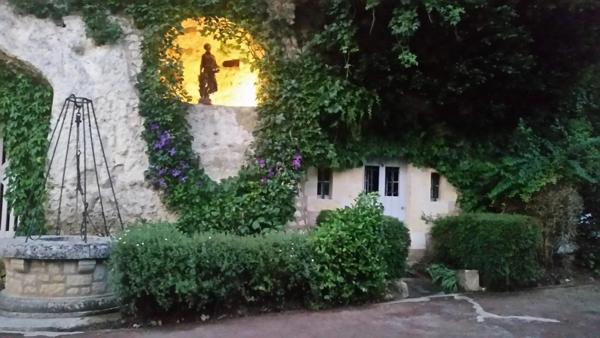 Immobilier La Chartre-sur-le-Loir (72340) – Manoir 257m2 – 830 000 €