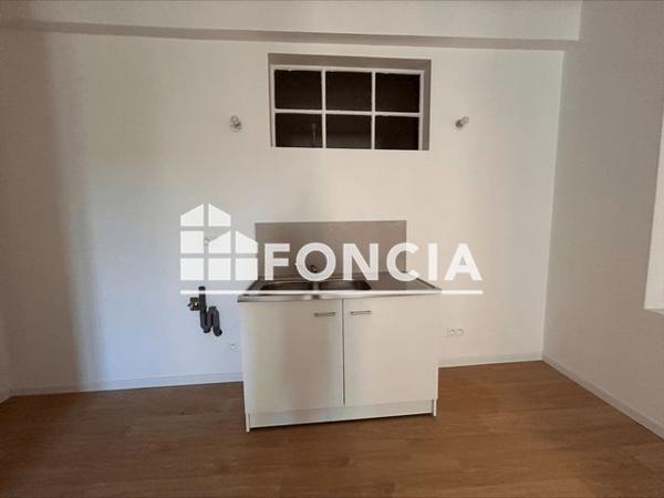 Location Appartement 3 pièces 58.08 m² - 30 RUE DE TRANS Draguignan 83300