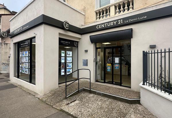 Appartement T3 à vendre  3 pièces - 56,68 m 2   LYON  - 69009