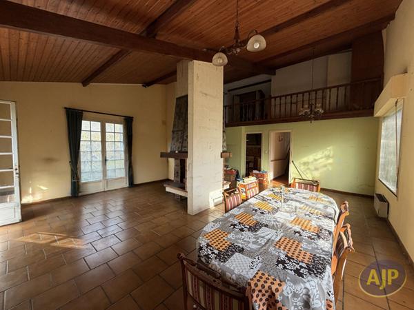 Vente maison Pons : 186 900 € - AJP Immobilier Pons