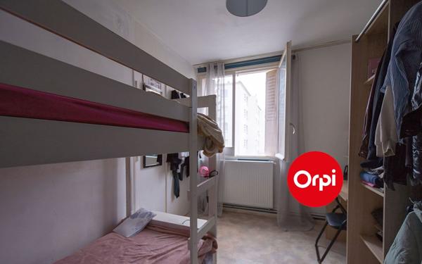 Appartement à vendre    4 pièces • 65,26 m2 Saint-Priest