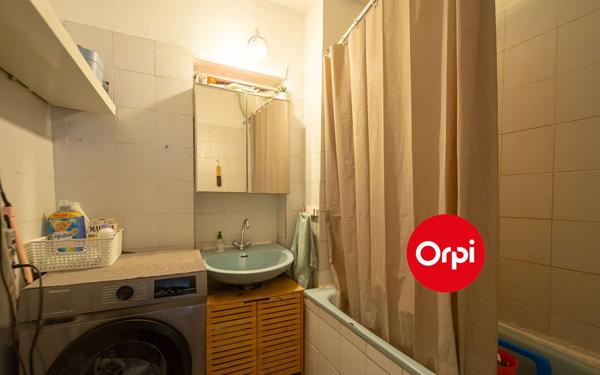 Appartement à vendre    4 pièces • 65,26 m2 Saint-Priest