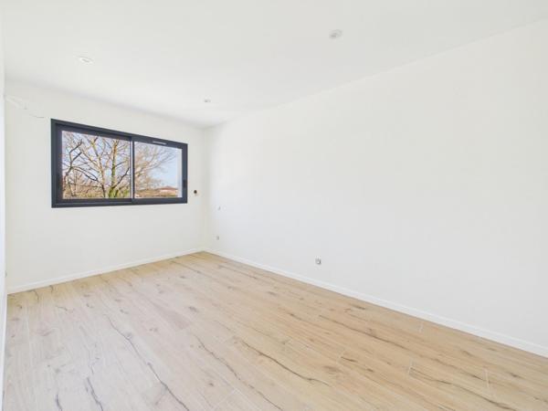 Magnifique Contemporaine Neuve T5 Frais de Notaires Réduits!!!