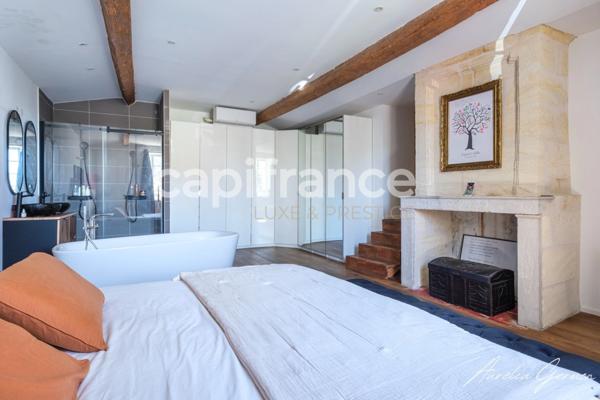 Propriété de 350m2 : Maison de prestige + 2 logements indépendants