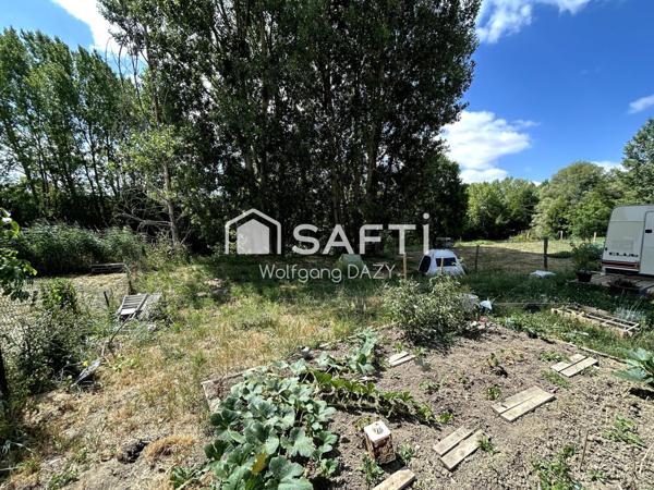 Terrain de loisir au bord du Clain