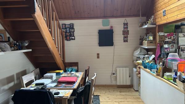 CHALET - 3 CHAMBRES - 2 BUREAUX - TERRAIN