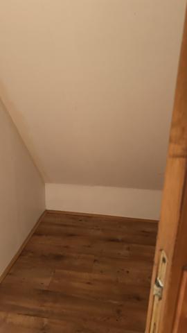 CHALET - 3 CHAMBRES - 2 BUREAUX - TERRAIN