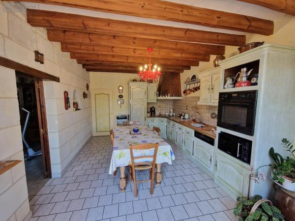Maison à vendre à Gennes Val de Loire dans le Maine-et-Loire (49350), ref : 49112-999