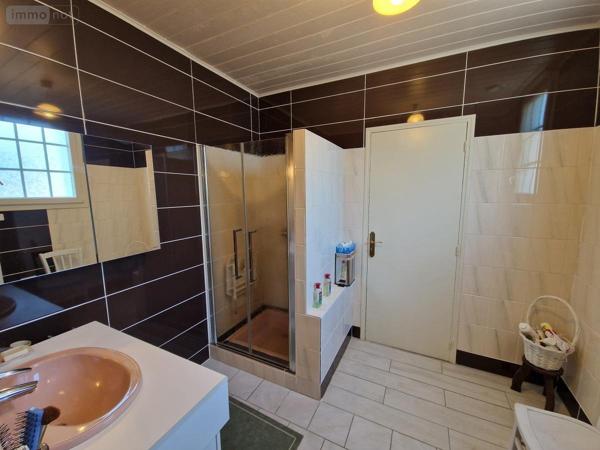 Maison à vendre à Gennes Val de Loire dans le Maine-et-Loire (49350), ref : 49112-999