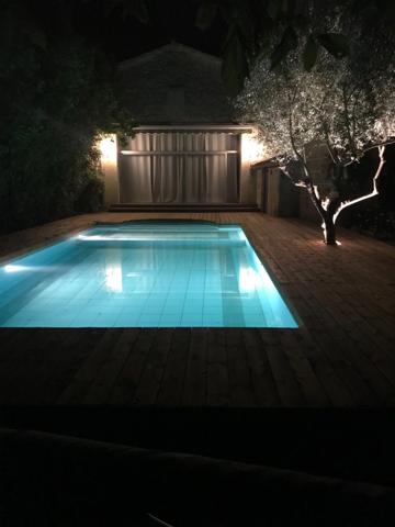 EXCEPTIONNEL : Propriété avec piscine à SOMMIERES, IDL POUR UN PROJET FAMILLIAL ET/ OU INVESTISSEMENT