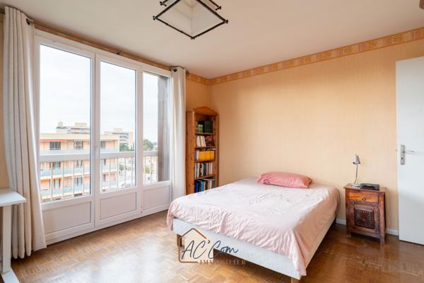 SAINT-JULIEN – T4 120 M² – DERNIER ÉTAGE – VUE DÉGAGÉE - PARKING PRIVATIF