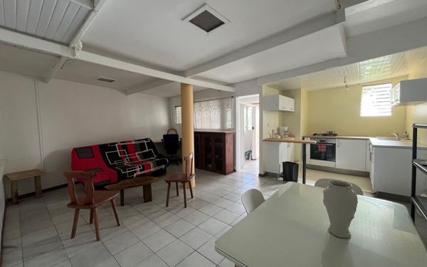 Appartement à louer    2 pièces • 68,42 m2 Fort-de-France