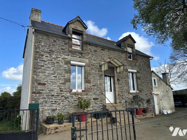 A VENDRE Maison en pierre située à 3 km de Rohan 