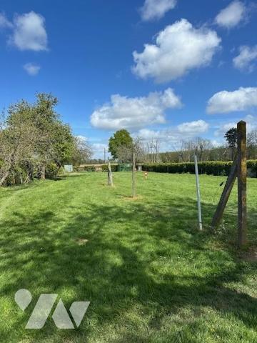 A VENDRE Maison en pierre située à 3 km de Rohan 