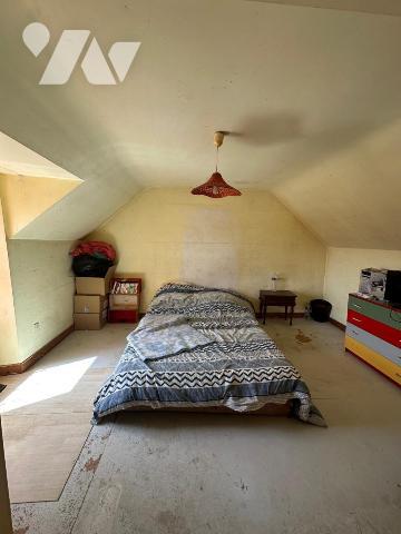 A VENDRE Maison en pierre située à 3 km de Rohan 
