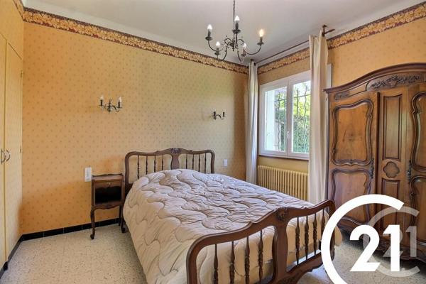 Maison à vendre  7 pièces - 175 m2 CHEVAL BLANC - 84