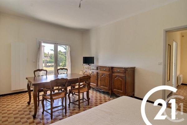 Maison à vendre  7 pièces - 175 m2 CHEVAL BLANC - 84