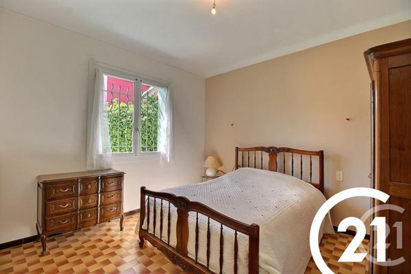 Maison à vendre  7 pièces - 175 m2 CHEVAL BLANC - 84