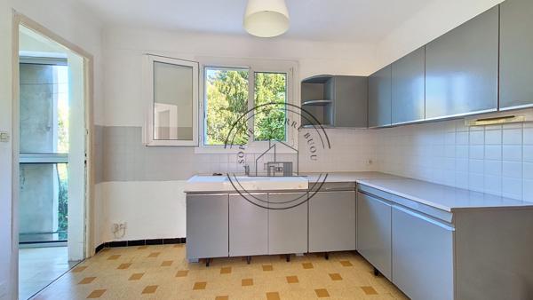 Cavaillon (84300) Appartement T3 + garage – Centre-ville de Cavaillon