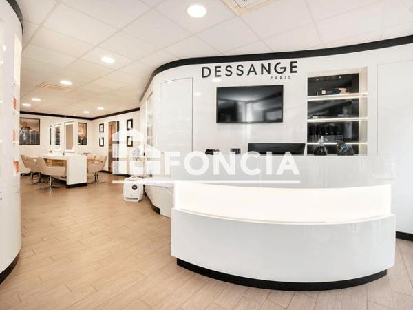 À vendre Local commercial 219.32 m² - Mont-de-marsan 40000