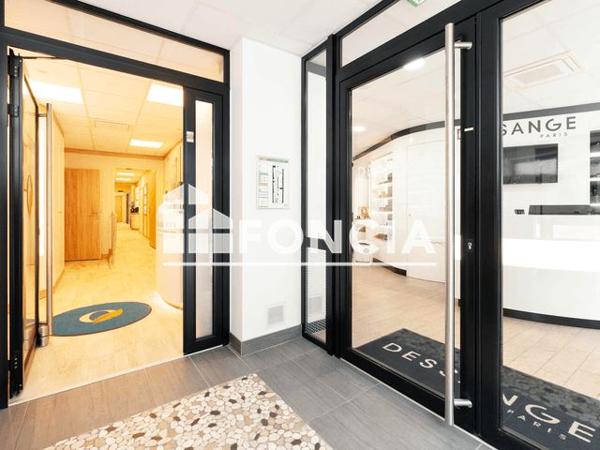 À vendre Local commercial 219.32 m² - Mont-de-marsan 40000