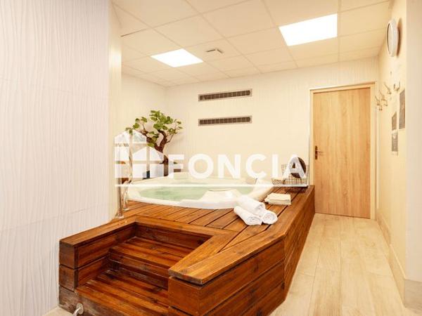 À vendre Local commercial 219.32 m² - Mont-de-marsan 40000