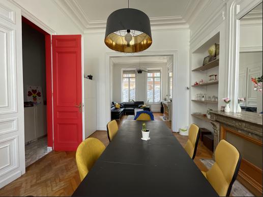 Lille République - Maison de maître avec extérieur à vendre Lille Saint Michel / Republique
