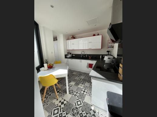Lille République - Maison de maître avec extérieur à vendre Lille Saint Michel / Republique