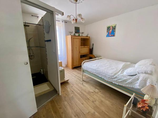 Maison de village avec logement indépendant