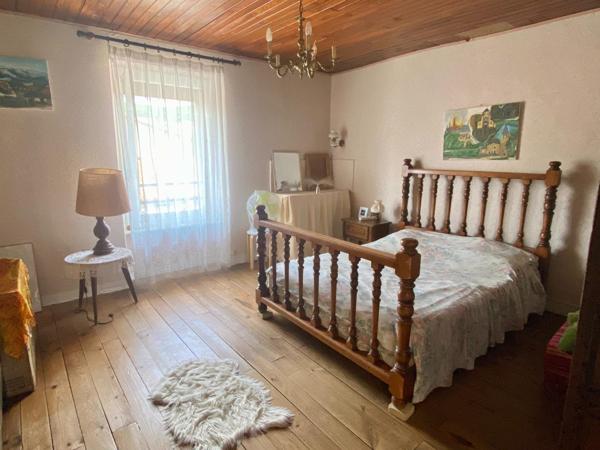 Maison de village avec logement indépendant