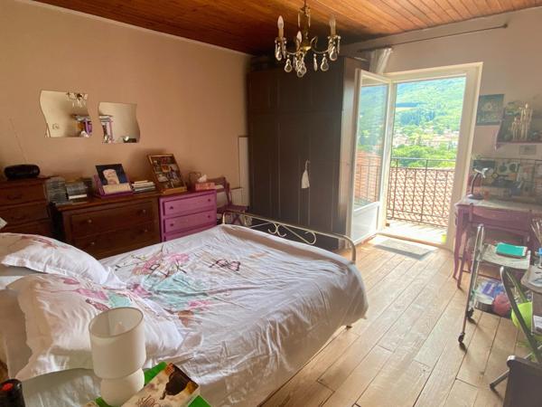 Maison de village avec logement indépendant